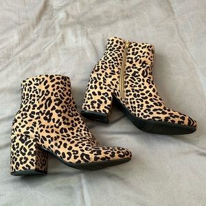 Bar III cheetah print booties
